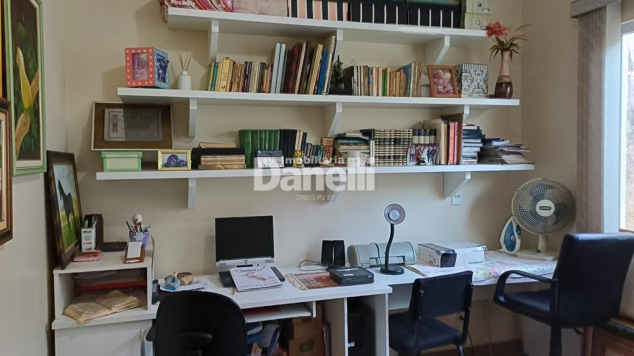 Casa à venda no Itaim: 