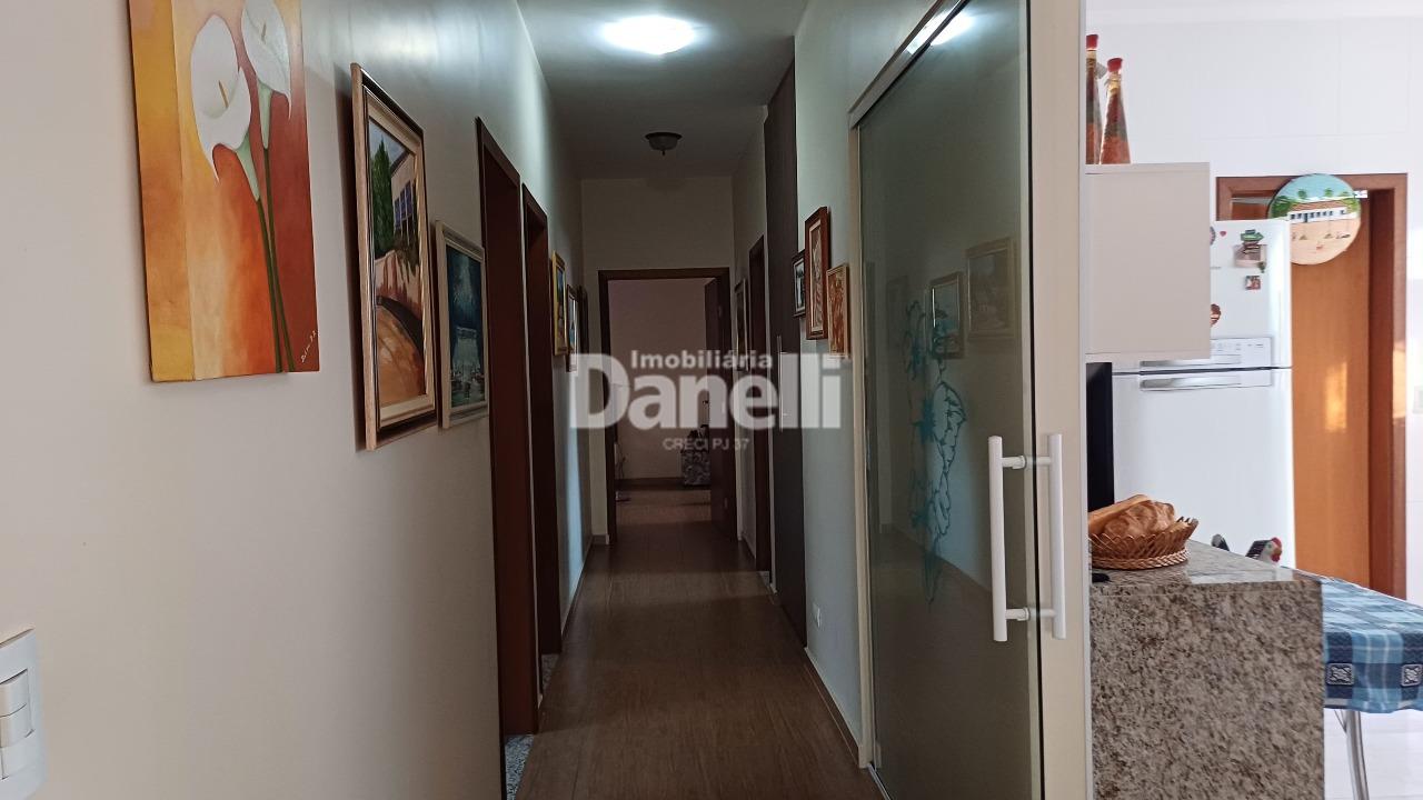 Casa à venda no Itaim: 