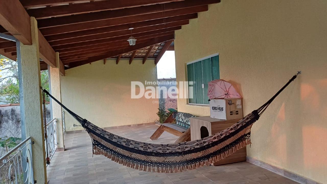 Casa à venda no Itaim: 