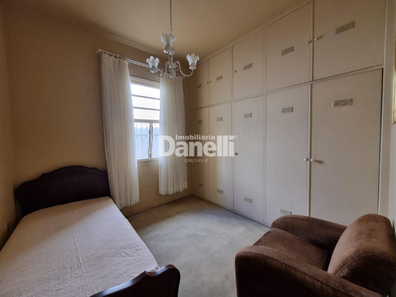 Casa para aluguel no Centro: 