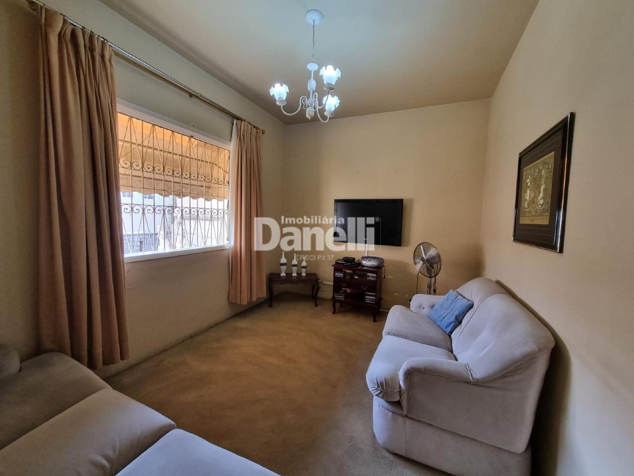 Casa para aluguel no Centro: 