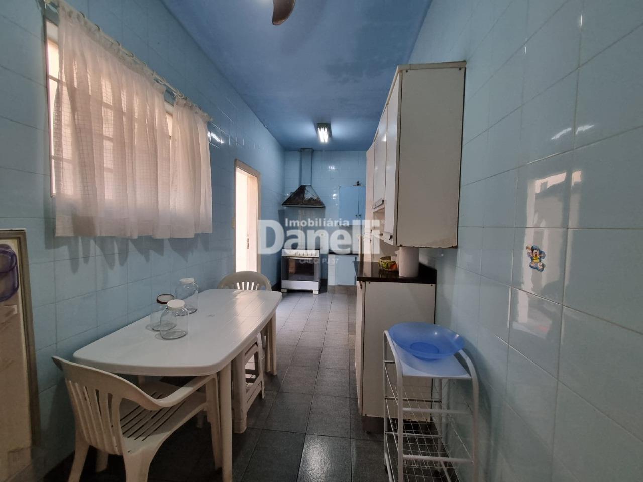 Casa para aluguel no Centro: 