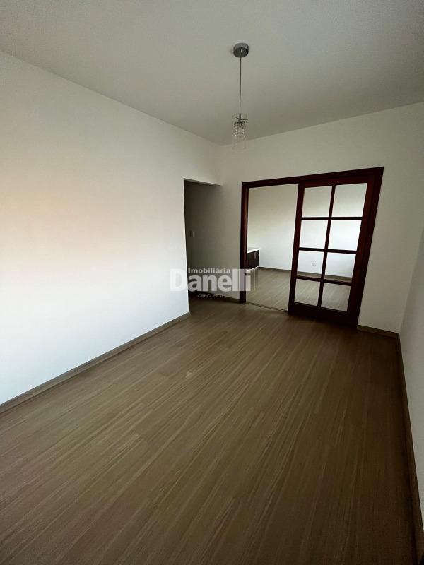 Sobrado à venda no Jardim dos Estados: 