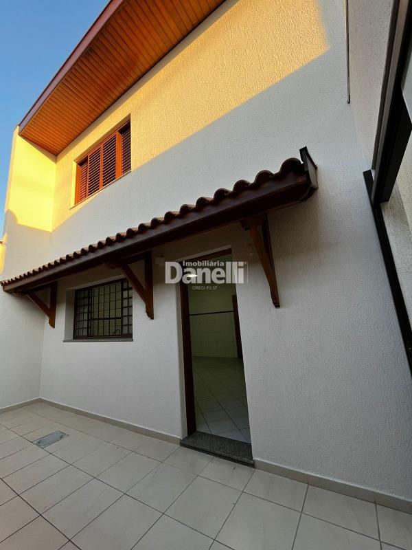 Sobrado à venda no Jardim dos Estados: 