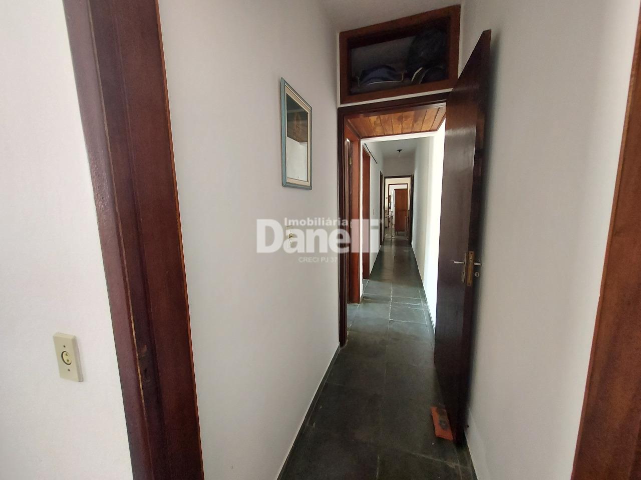 Sobrado à venda no Loteamento Village Tremembé: 