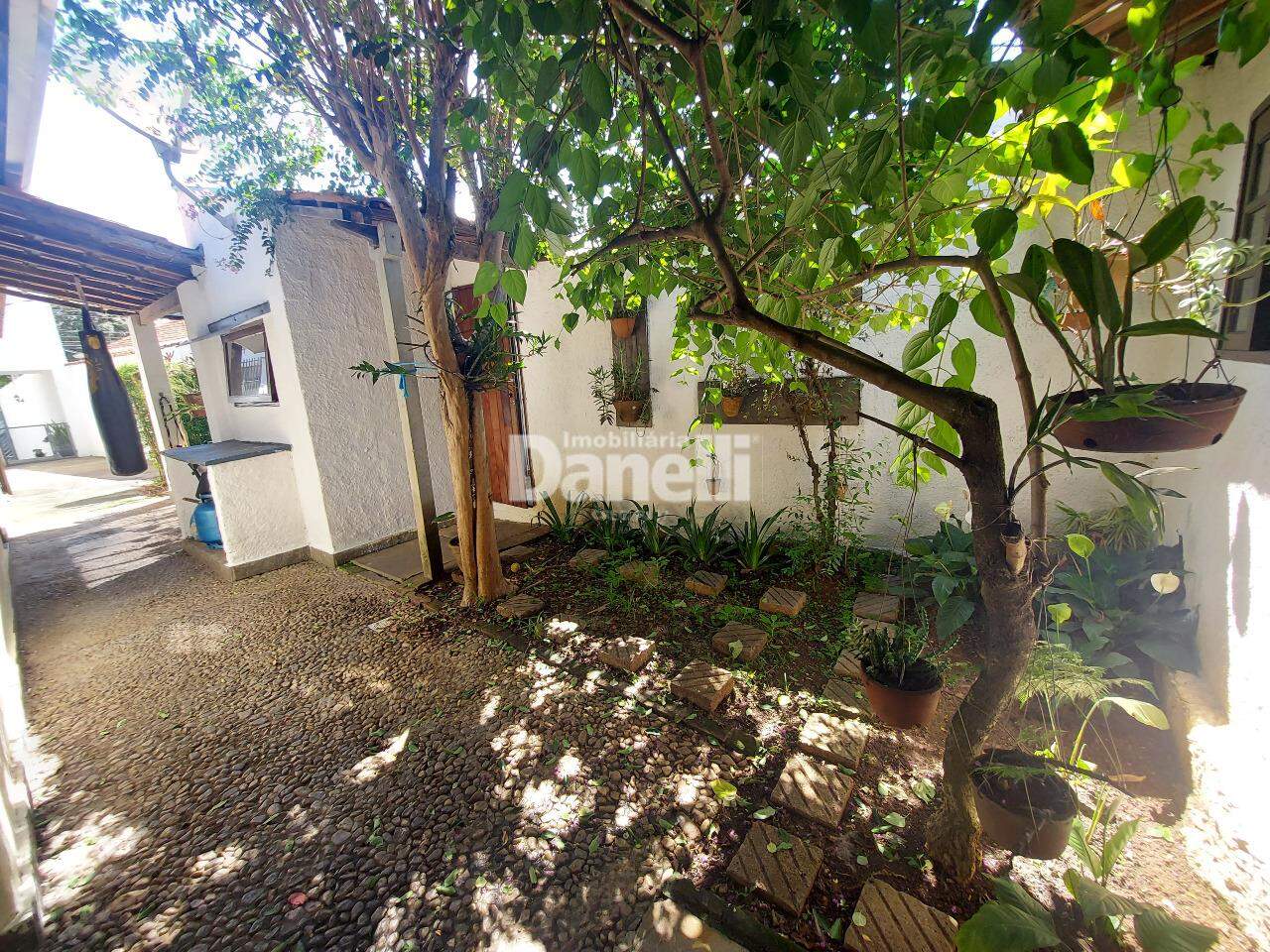 Sobrado à venda no Loteamento Village Tremembé: 