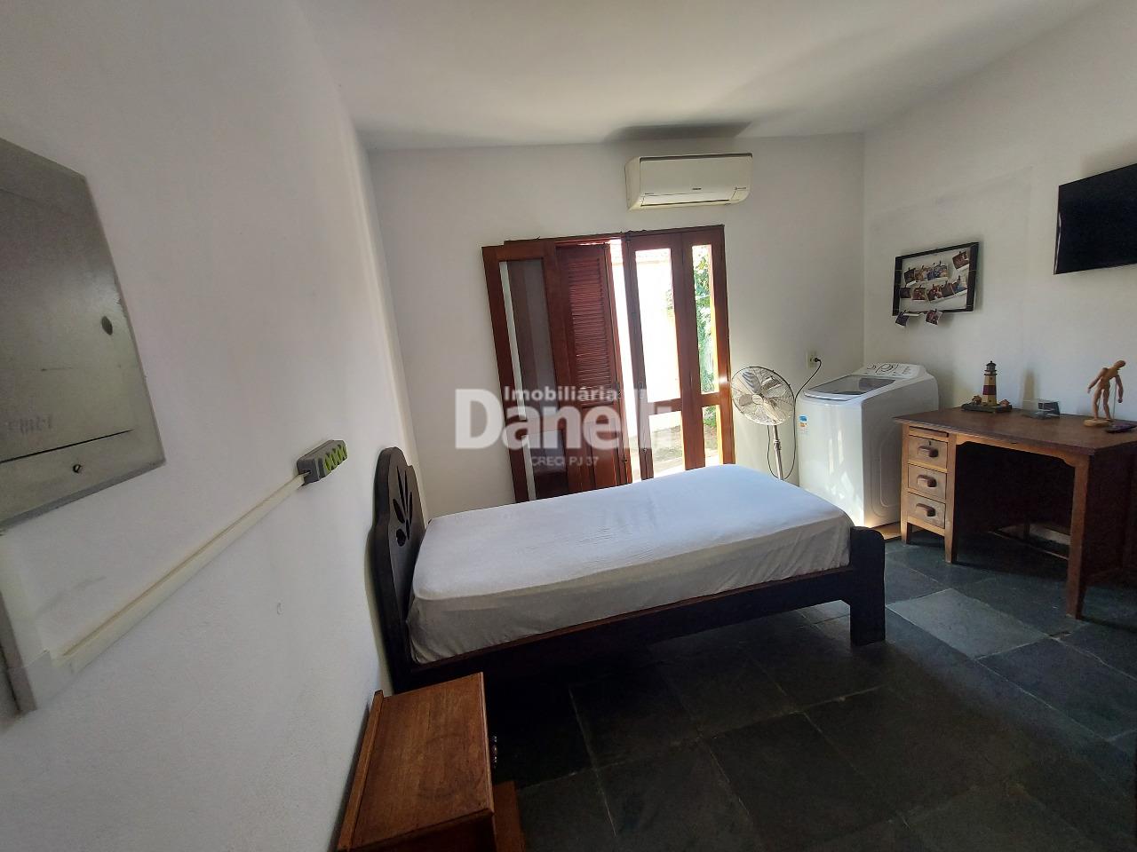 Sobrado à venda no Loteamento Village Tremembé: 