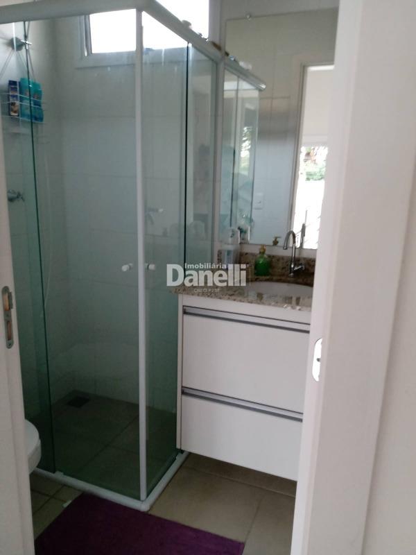 Sobrado à venda no Areao: 