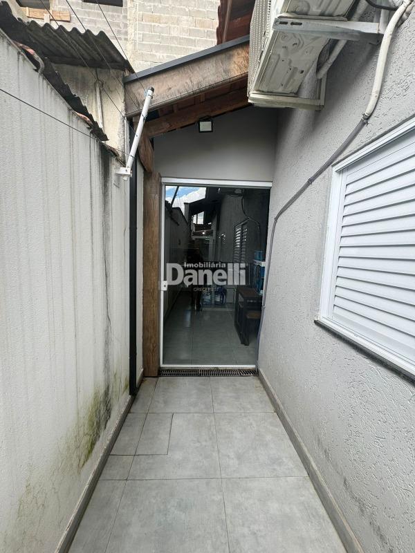 Casa à venda no Caminho Novo: 