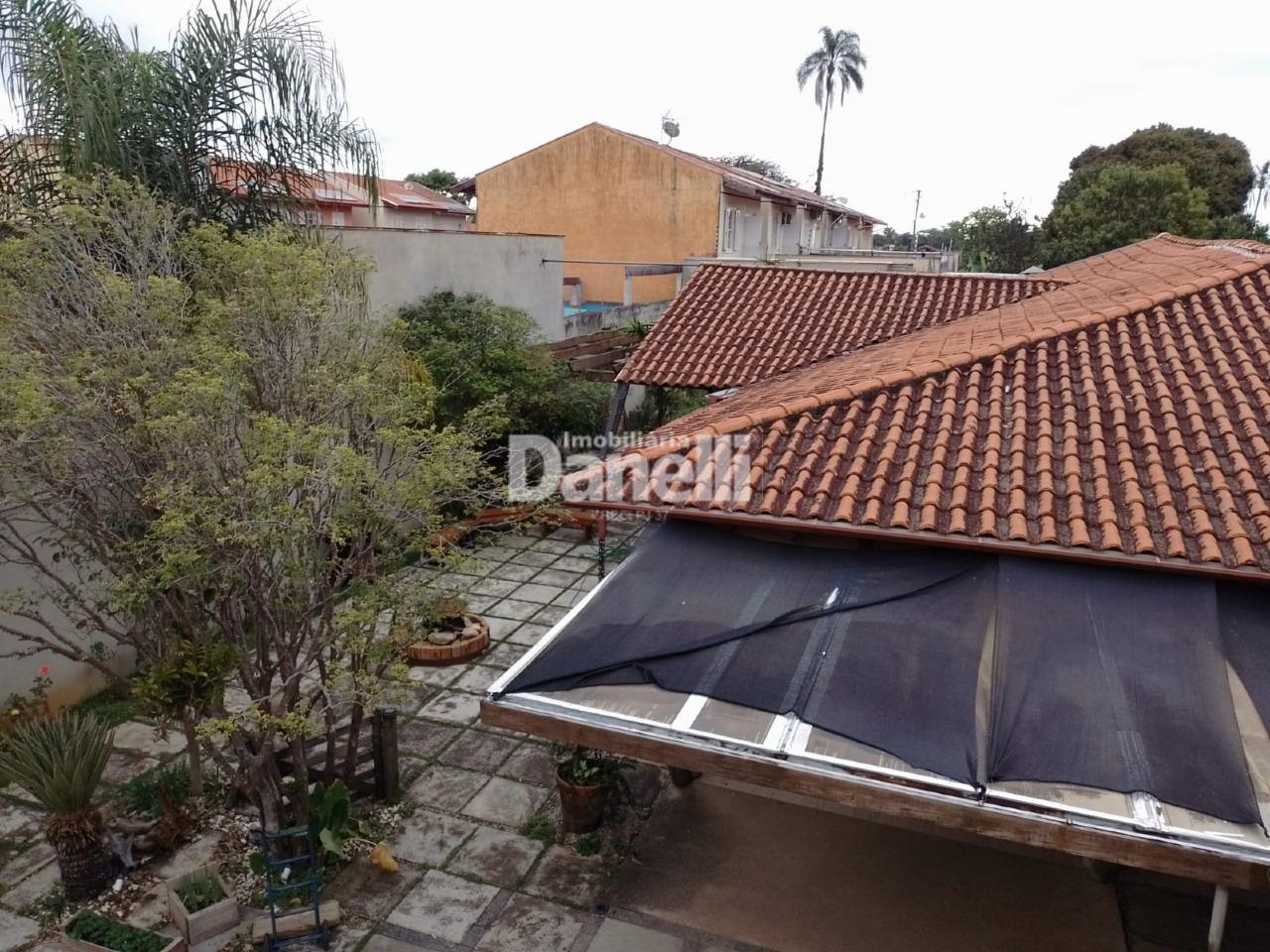 Ponto Comercial para aluguel no Quiririm: 