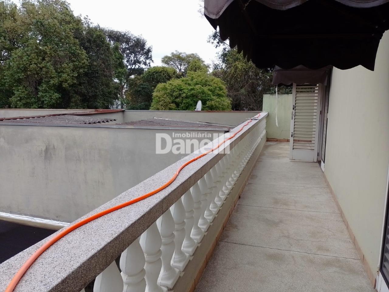 Ponto Comercial para aluguel no Quiririm: 