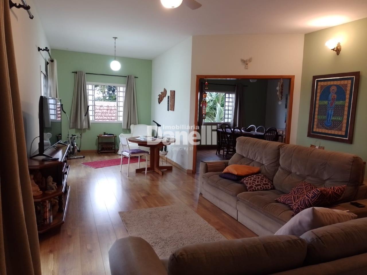 Ponto Comercial para aluguel no Quiririm: 