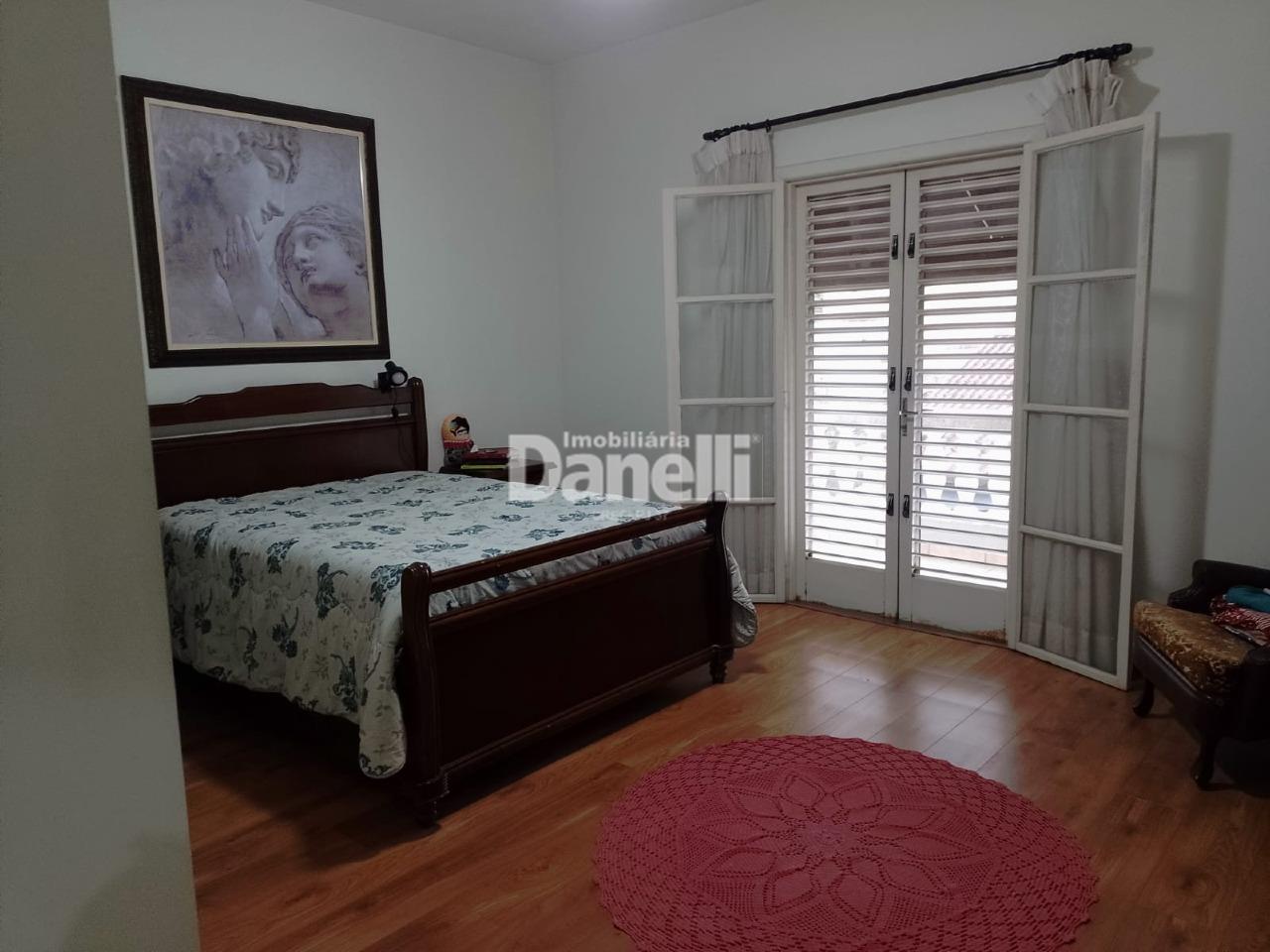 Ponto Comercial para aluguel no Quiririm: 