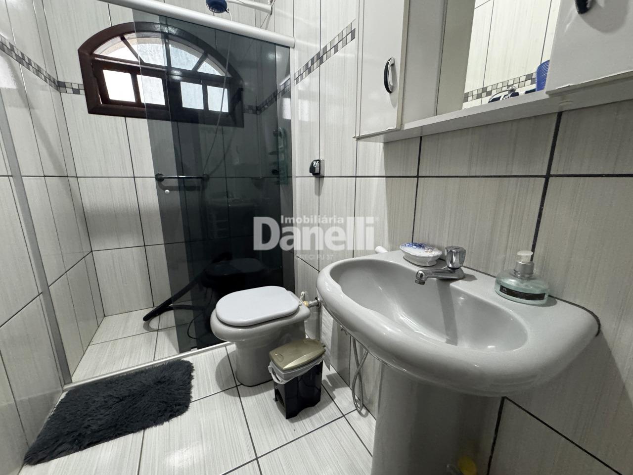 Casa para aluguel no Jardim das Nações: 