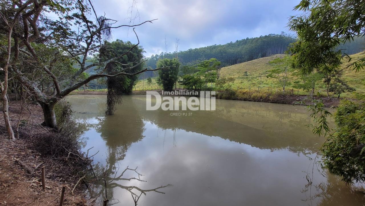 Sítio à venda no natividade da serra: 