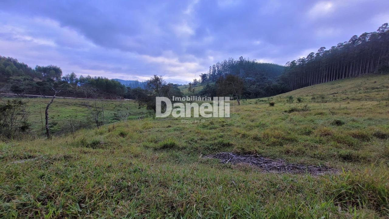 Sítio à venda no natividade da serra: 