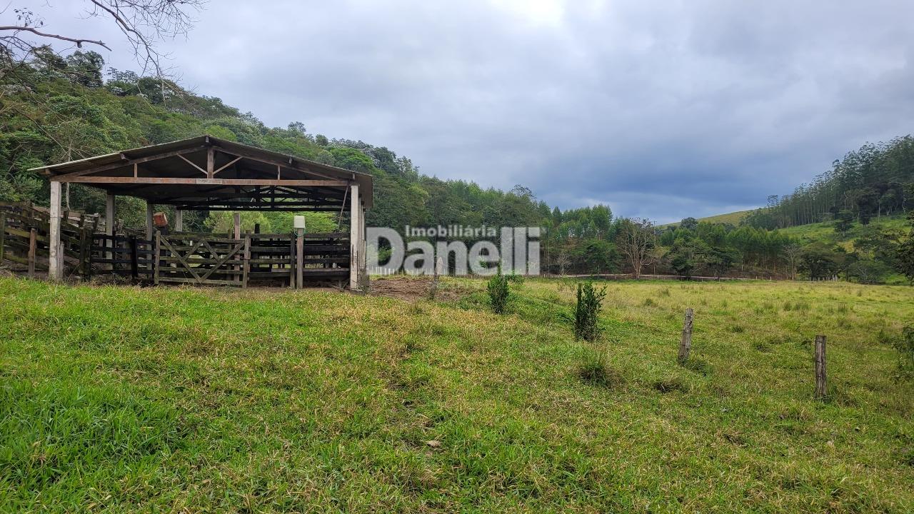 Sítio à venda no natividade da serra: 
