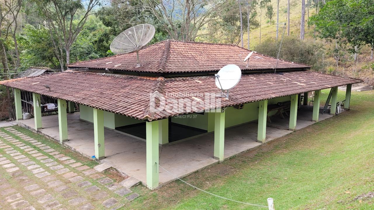 Sítio à venda no natividade da serra: 