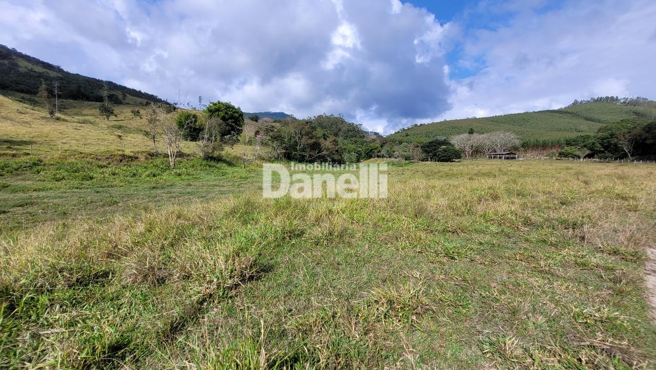 Sítio à venda no natividade da serra: 