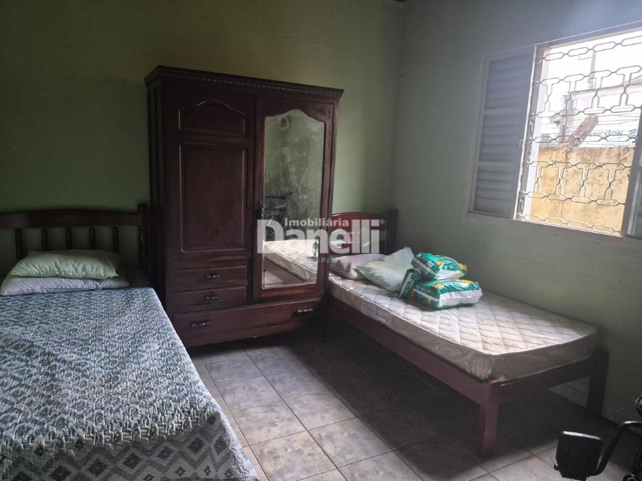 Casa à venda no Centro: 