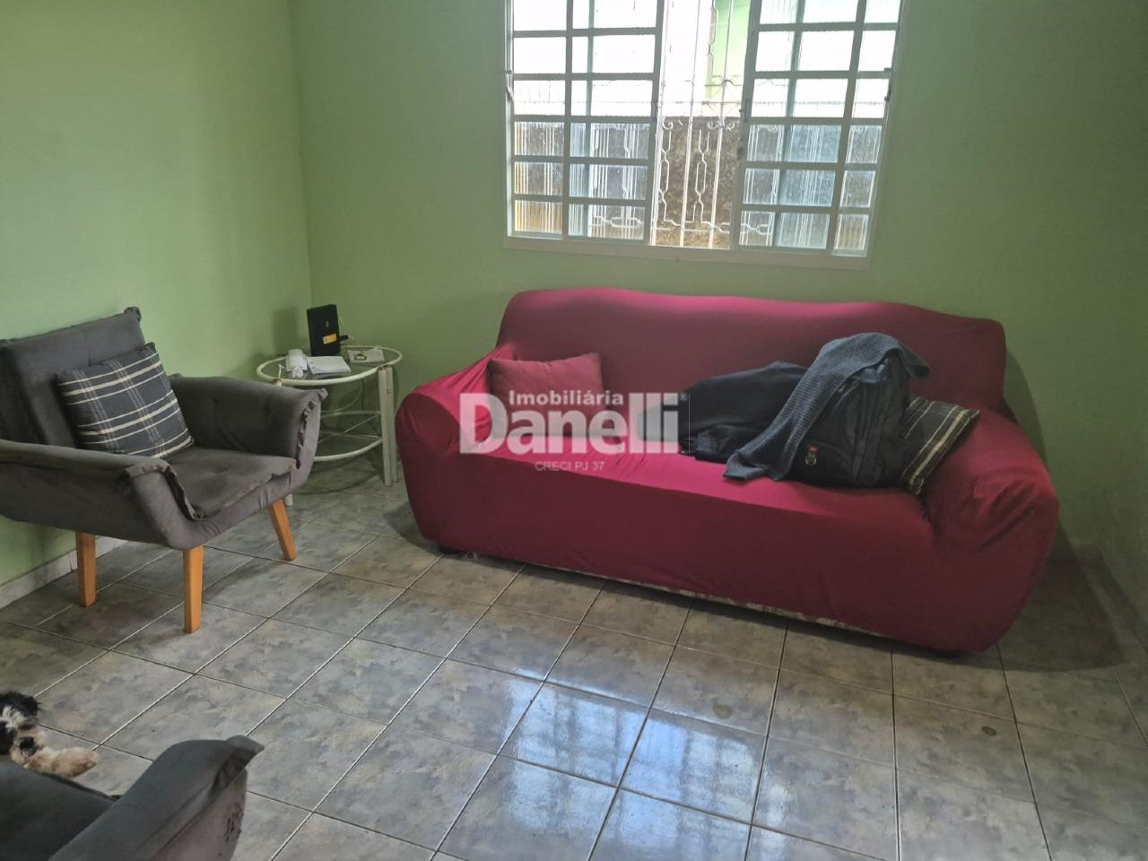 Casa à venda no Centro: 