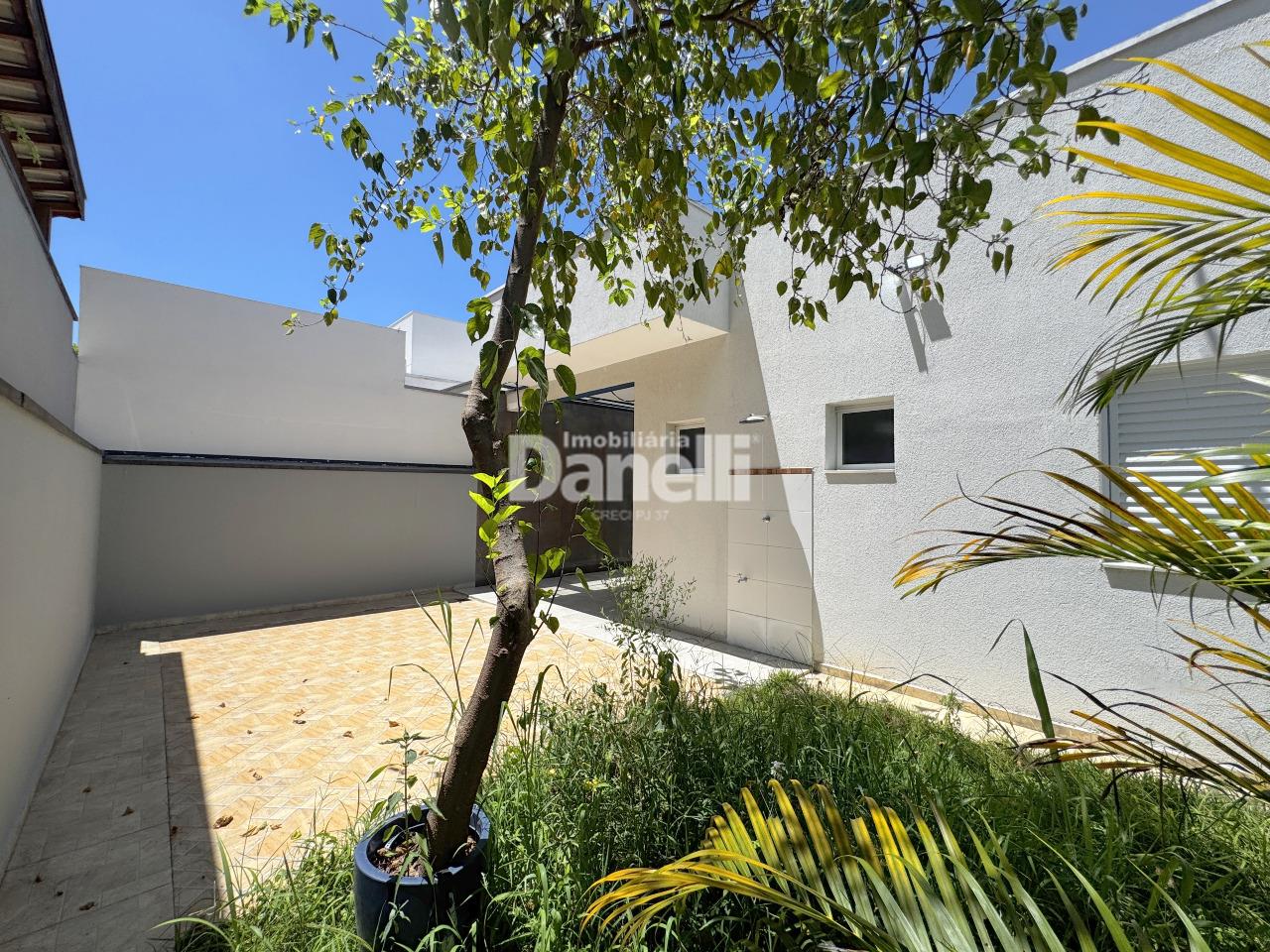 Casa em Condomínio à venda no Piracangaguá: 