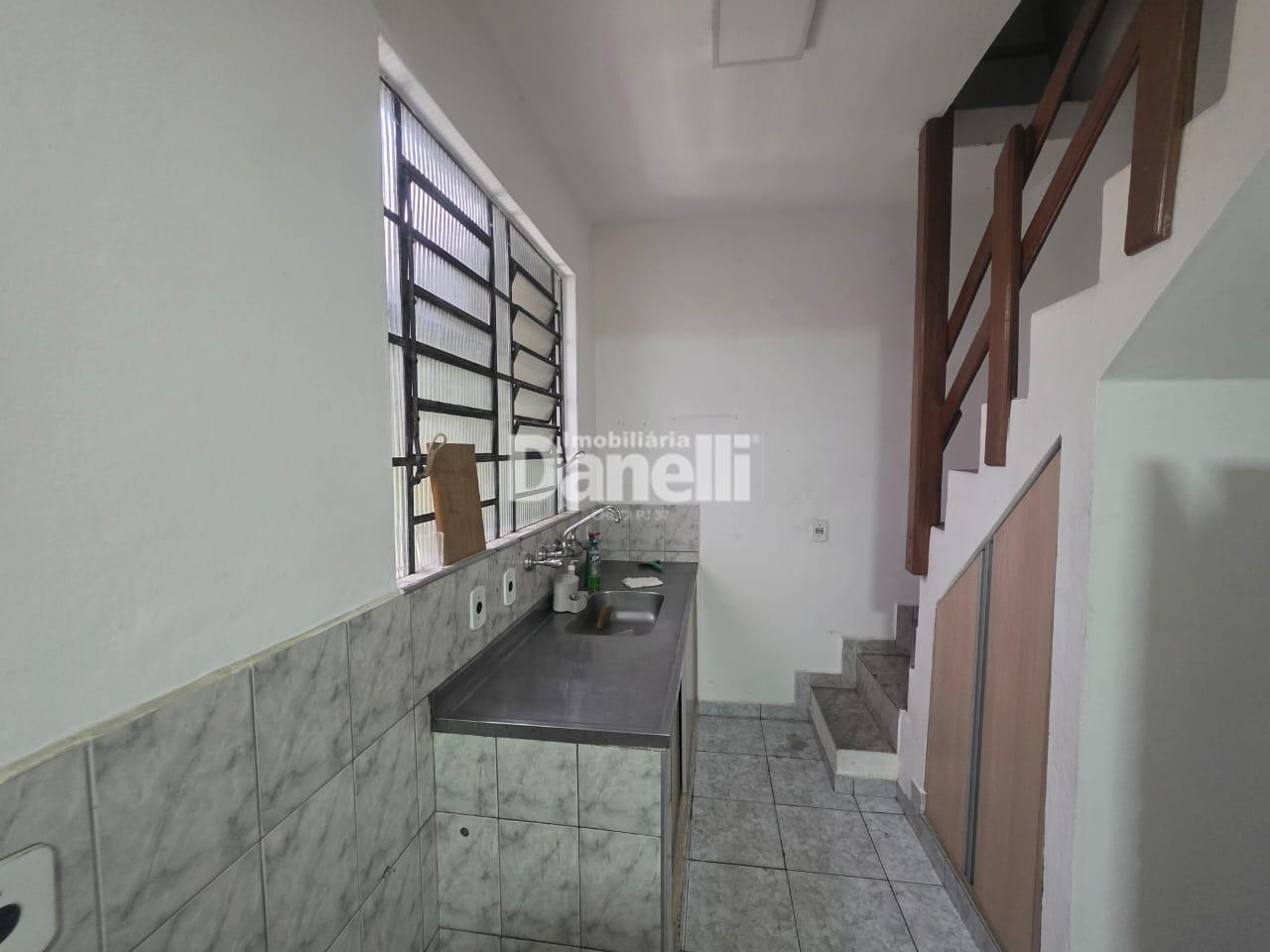 Casa à venda no Centro: 