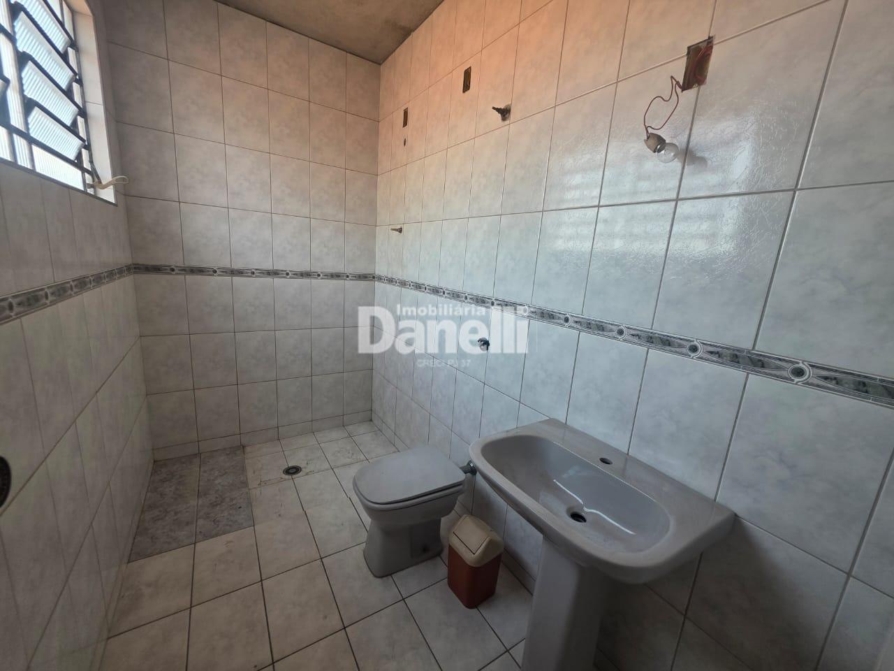 Casa à venda no Centro: 