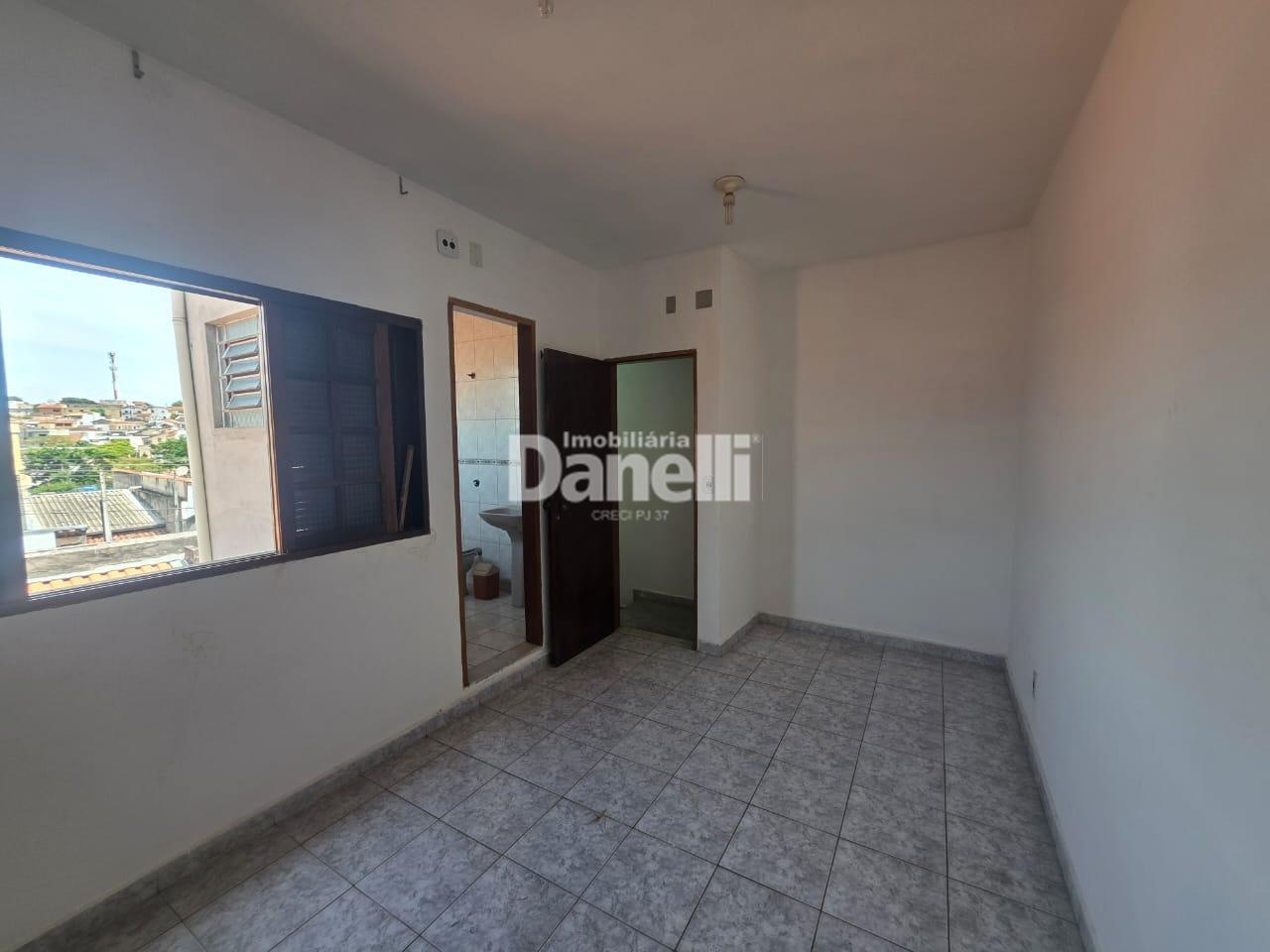 Casa à venda no Centro: 