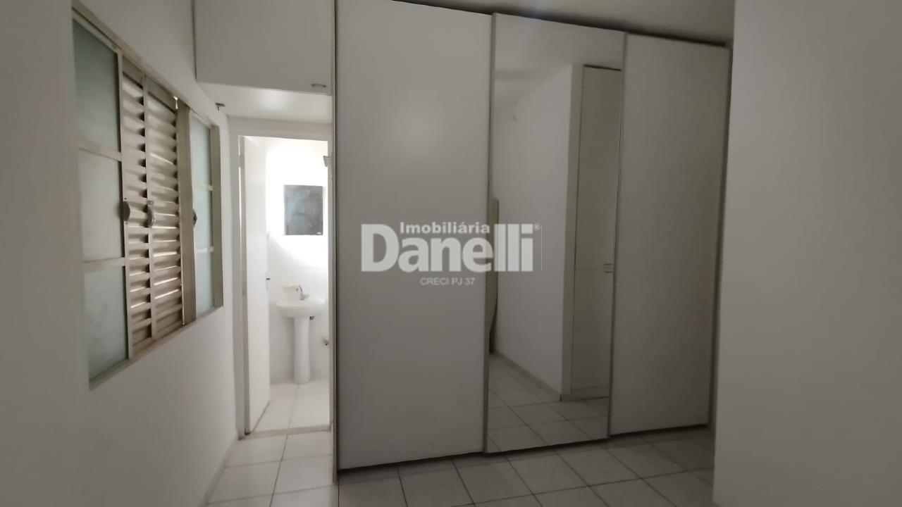 Casa em Condomínio para aluguel no Chácara do Visconde: 