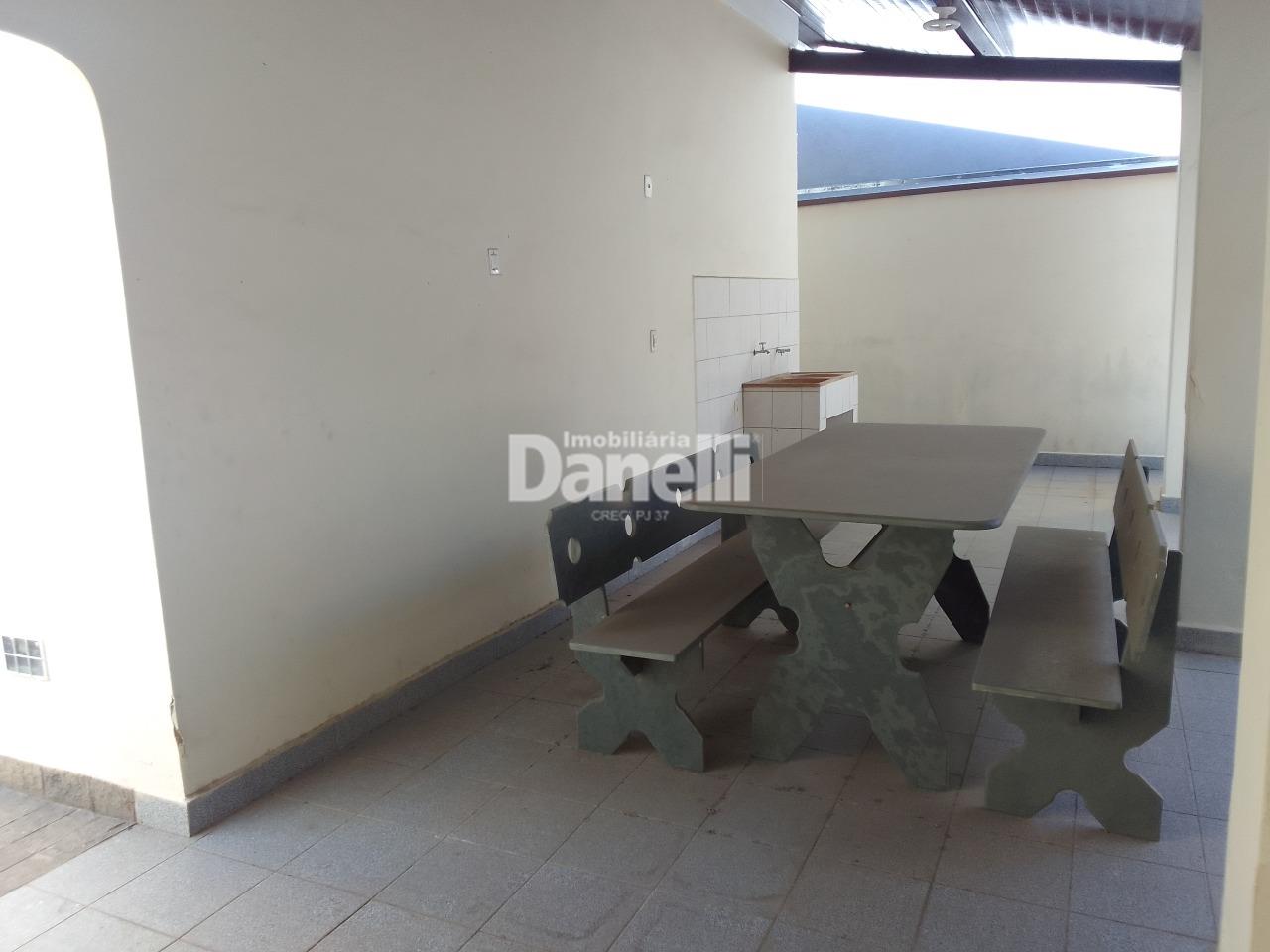 Casa para aluguel no Esplanada Santa Terezinha: 