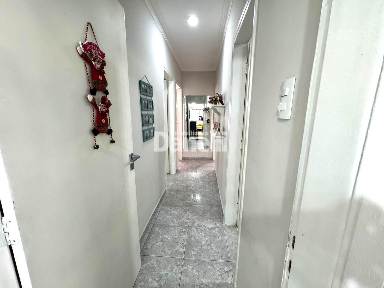 Casa à venda no Jardim Maria Augusta: 