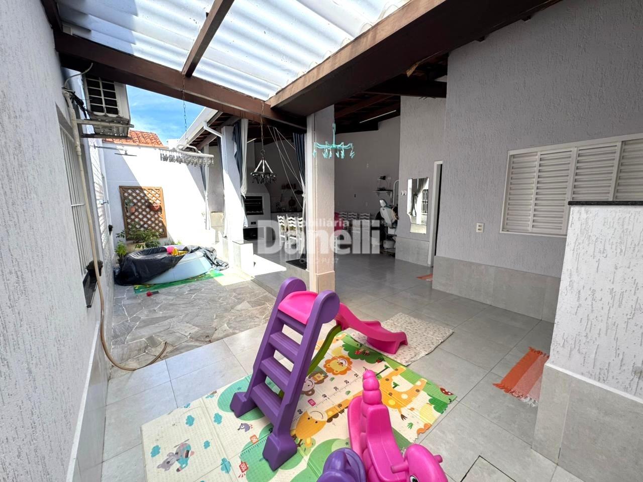 Casa à venda no Jardim Maria Augusta: 