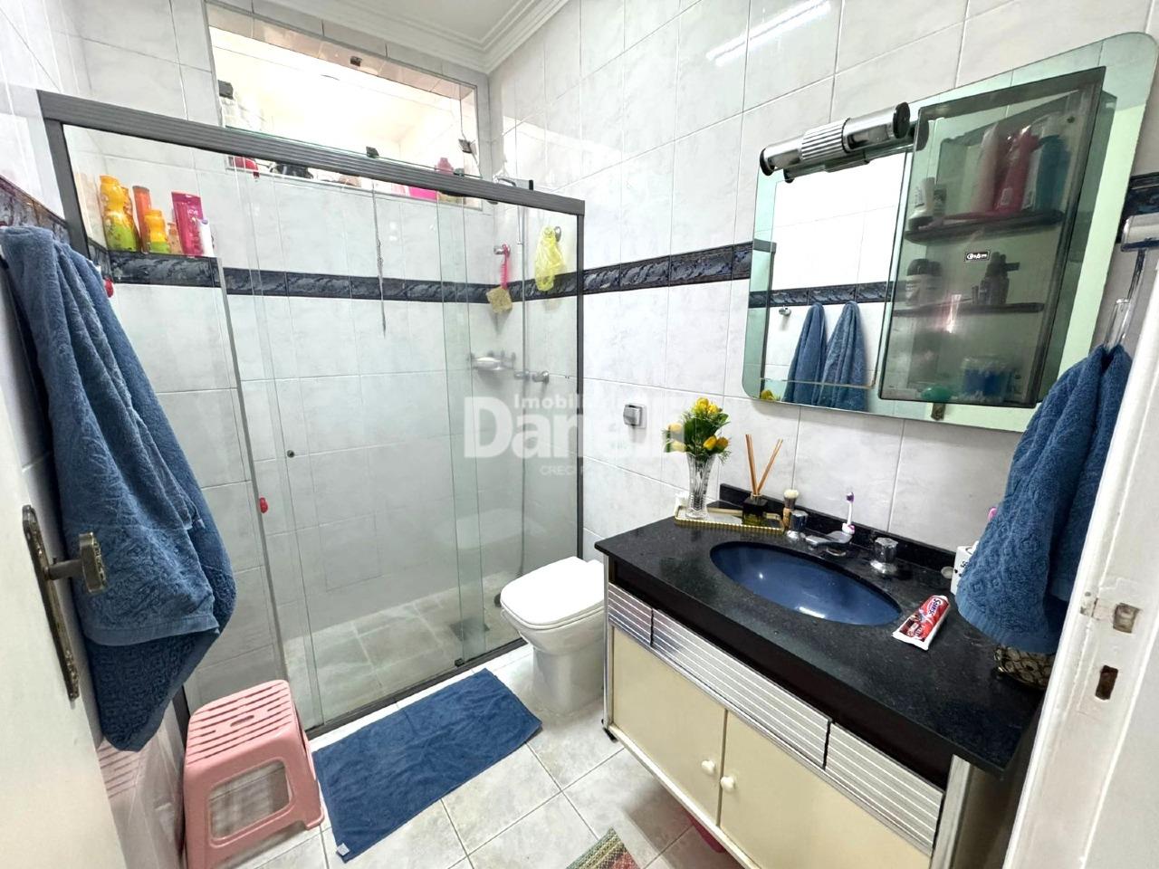 Casa à venda no Jardim Maria Augusta: 