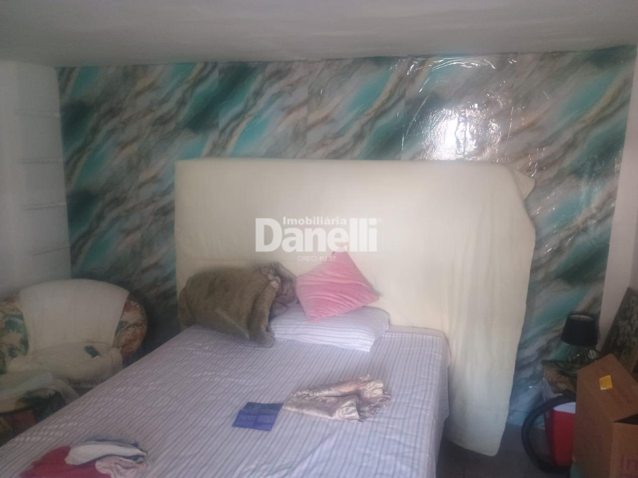 Casa à venda no Chácara Santa Luzia: 