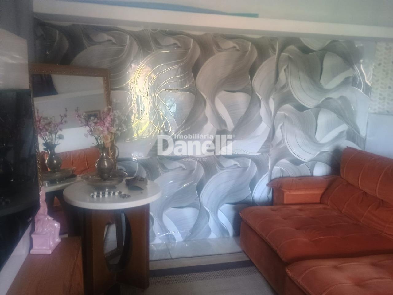 Casa à venda no Chácara Santa Luzia: 