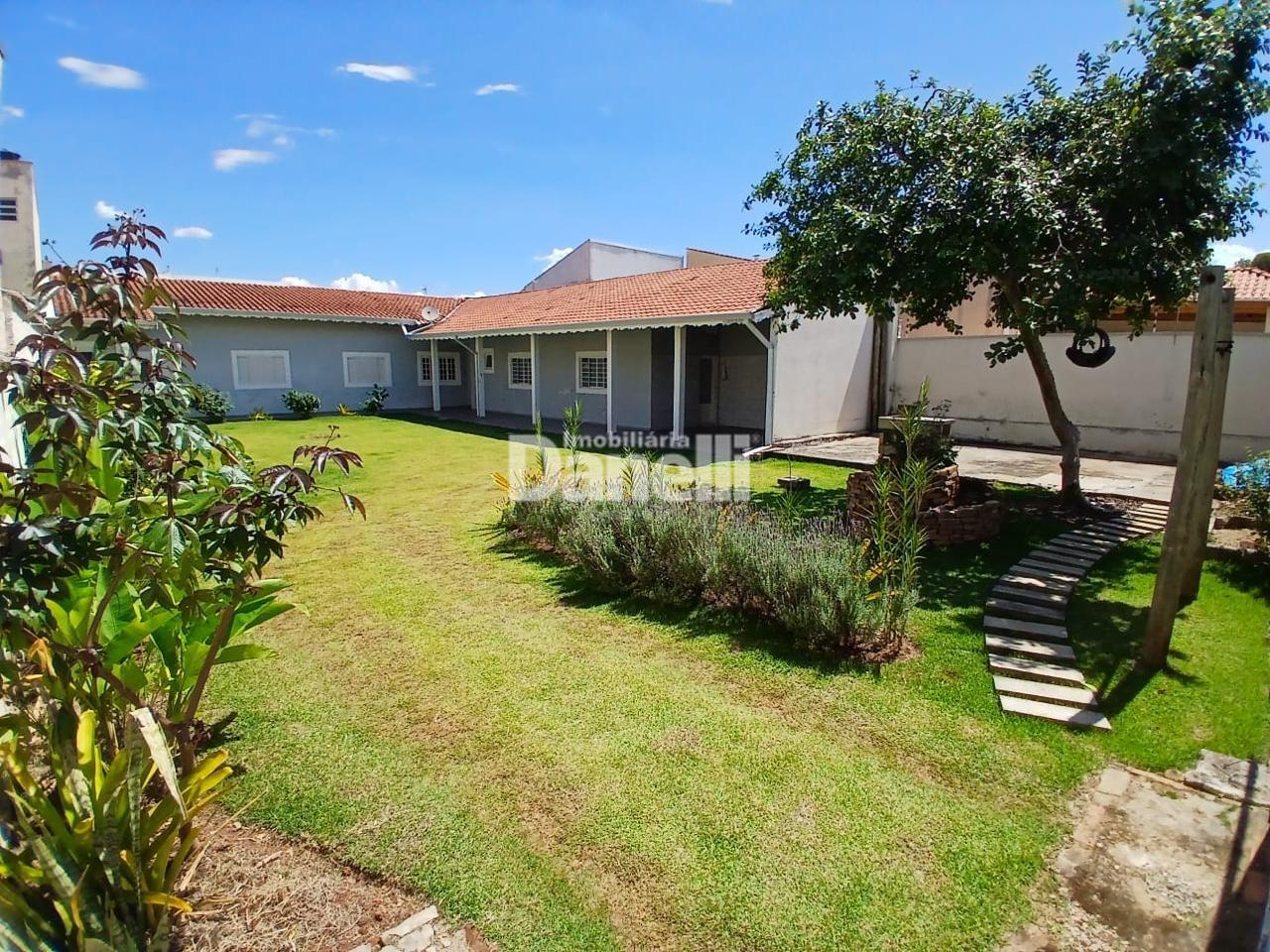 Casa à venda no Vila das Jabuticabeiras: 