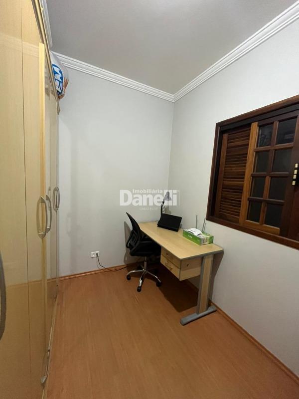 Casa à venda no Loteamento Residencial e Comercial Bosque Flamboyant: 