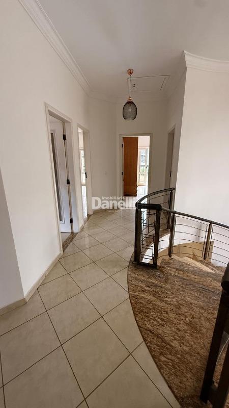 Casa em Condomínio à venda no Condomínio Village Taubaté: hall de distribuição andar superior