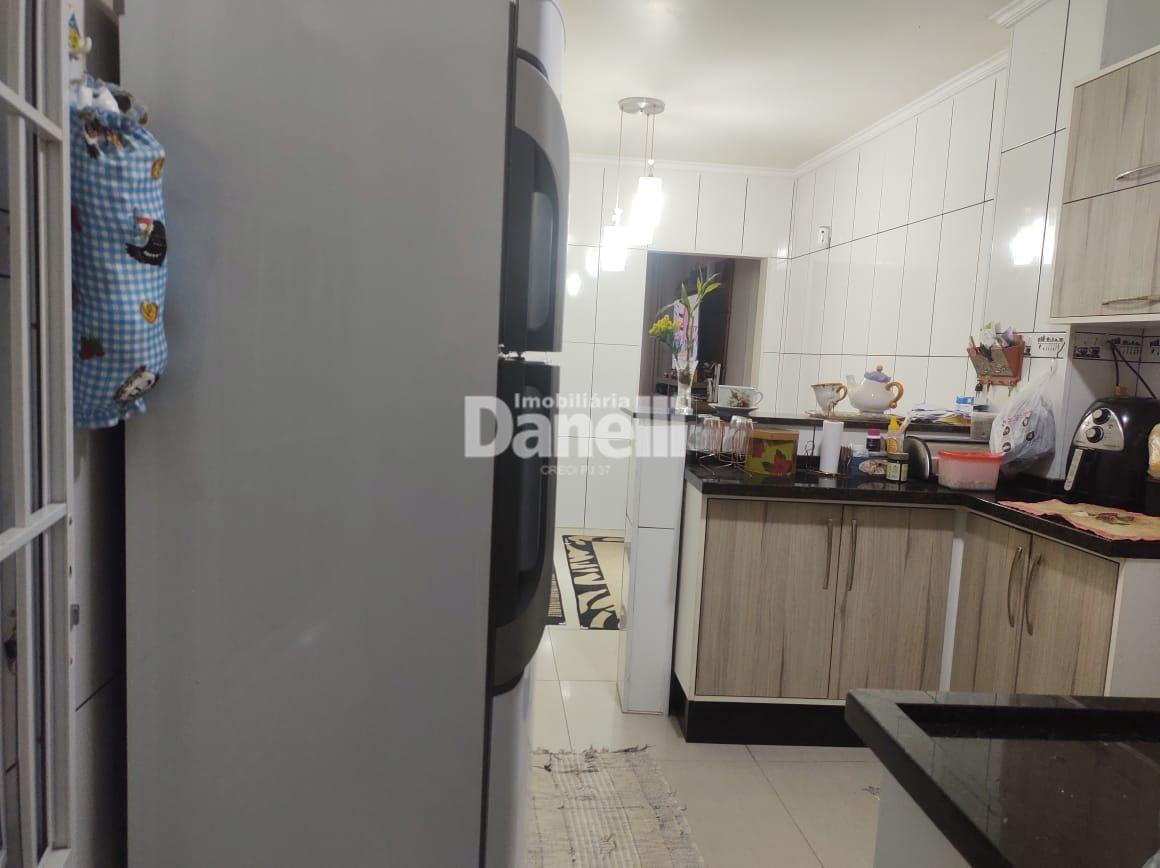 Casa à venda no Granjas Santa Terezinha: 