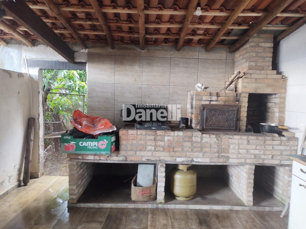 Casa à venda no Granjas Santa Terezinha: 