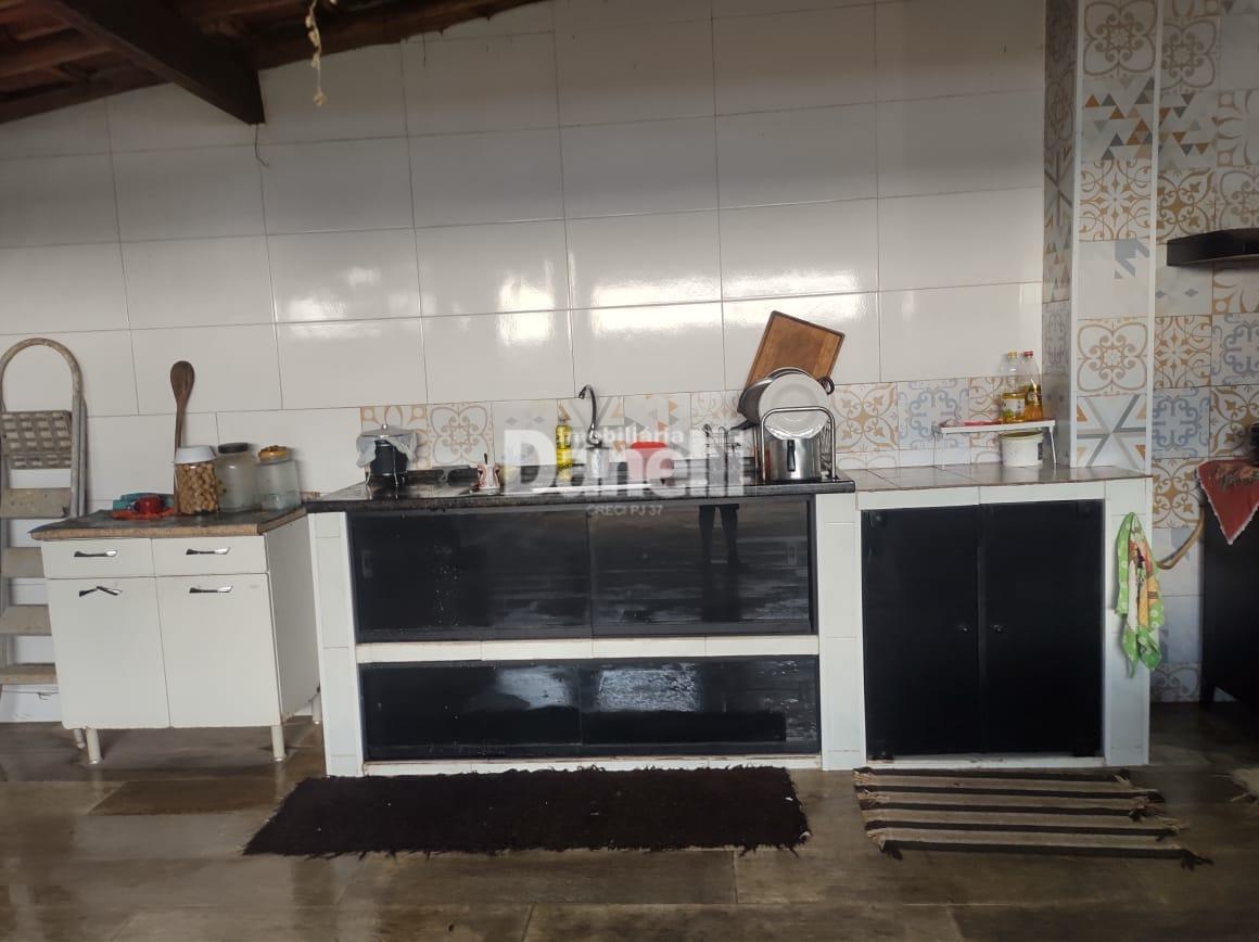 Casa à venda no Granjas Santa Terezinha: 