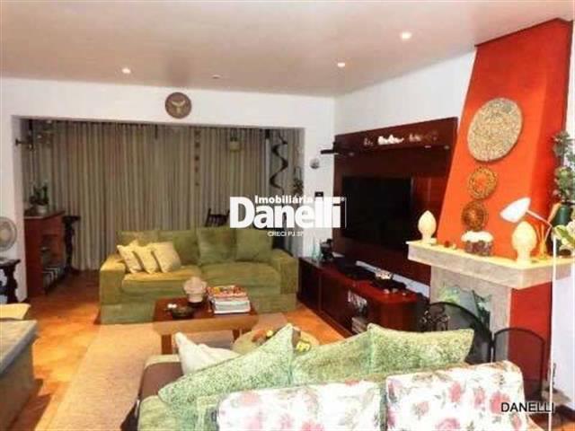 Casa à venda no Constroem: 