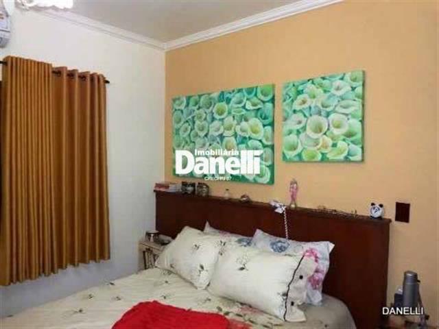 Casa à venda no Constroem: 