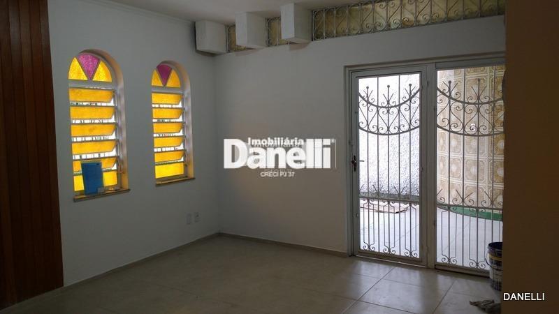 Casa à venda no Centro: 