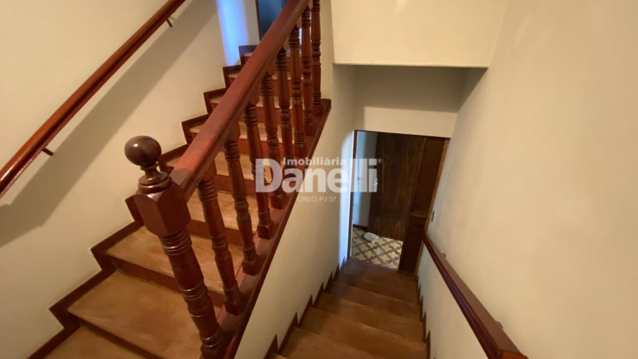 Casa à venda no Centro: 