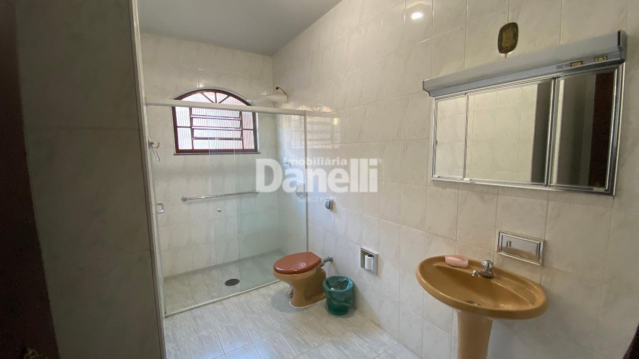 Casa à venda no Centro: 