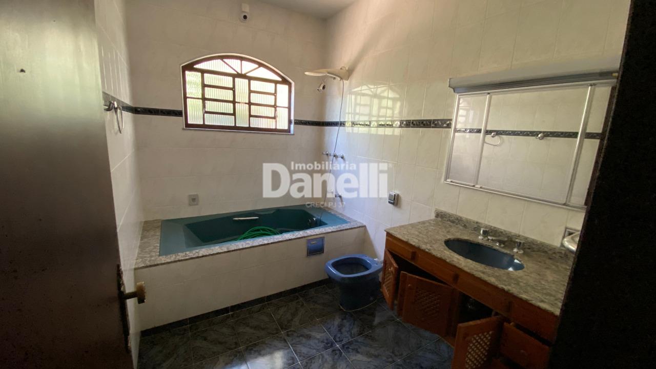 Casa à venda no Centro: 