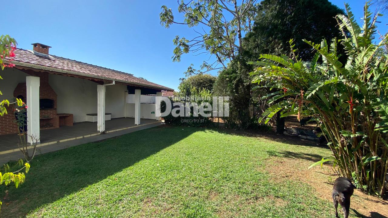 Casa à venda no Centro: 