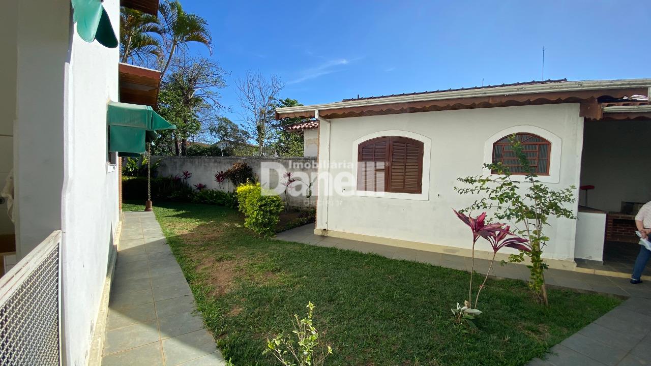 Casa à venda no Centro: 